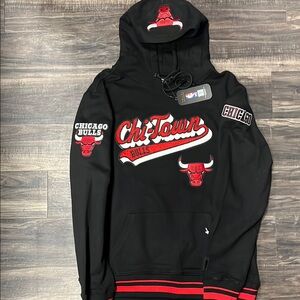 Chicago Bulls Black and Red Hoodie